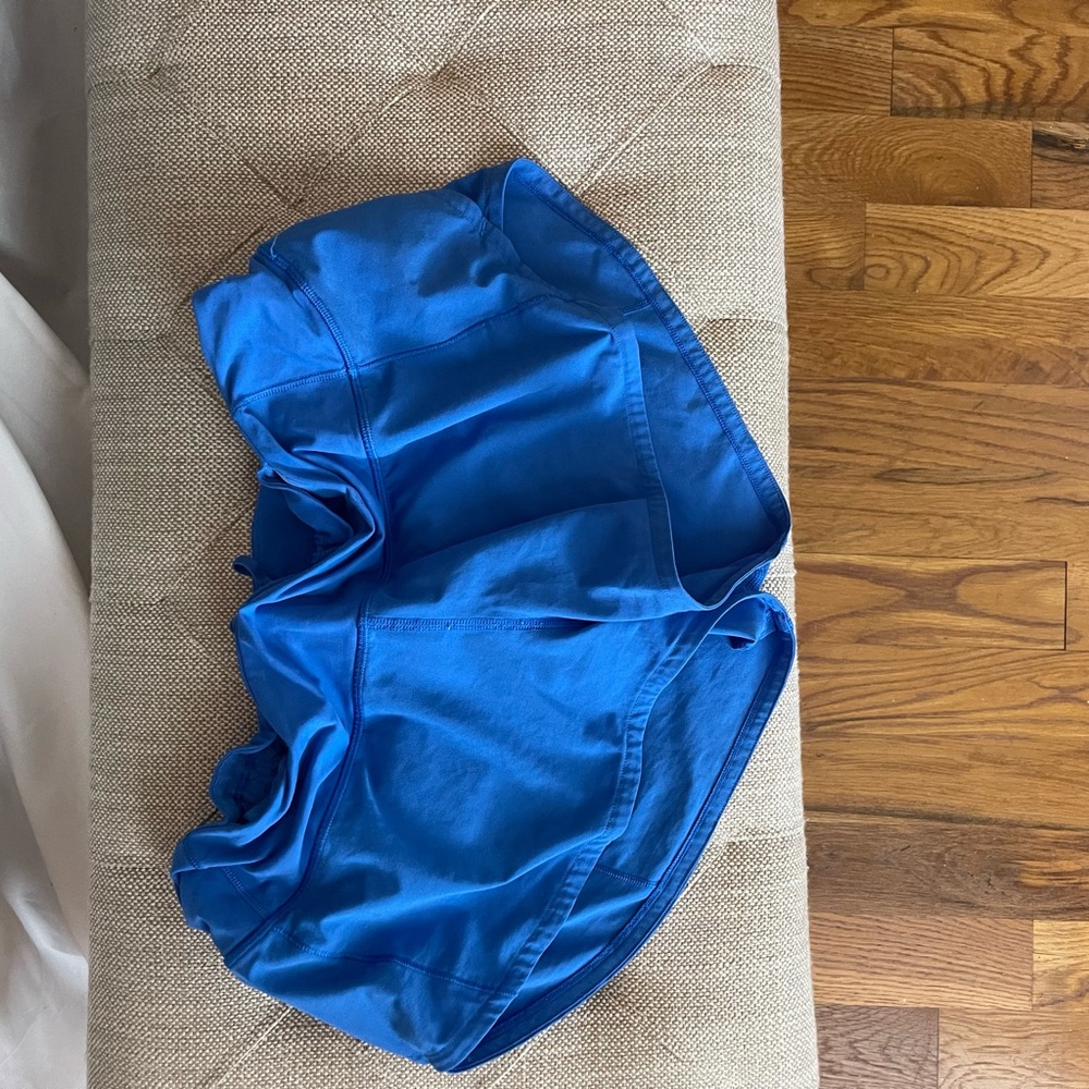 blue lululemon speed up low rise 2.5 inch shorts. size 8